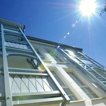 In Mit Naehe Zum Meeresstrand * Sellin (Rugen)